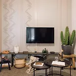 Seba - 2 Bedrooms In Santo Antonio דירה ליסבון