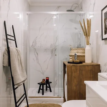 アパート Seba - 2 Bedrooms In Santo Antonio リスボン