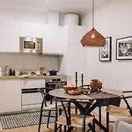 Seba - 2 Bedrooms In Santo Antonio *