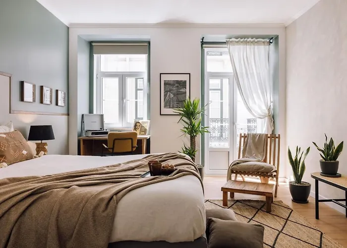 Seba - 2 Bedrooms In Santo Antonio Lizbona